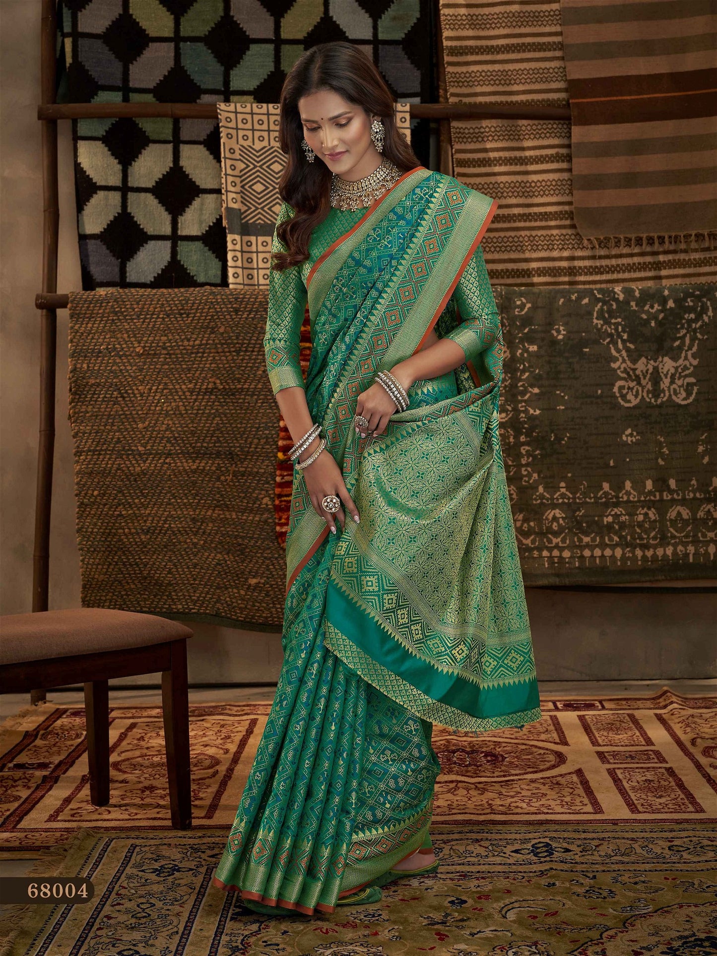 Beautiful Rama Green Banarasi Patola Silk Saree