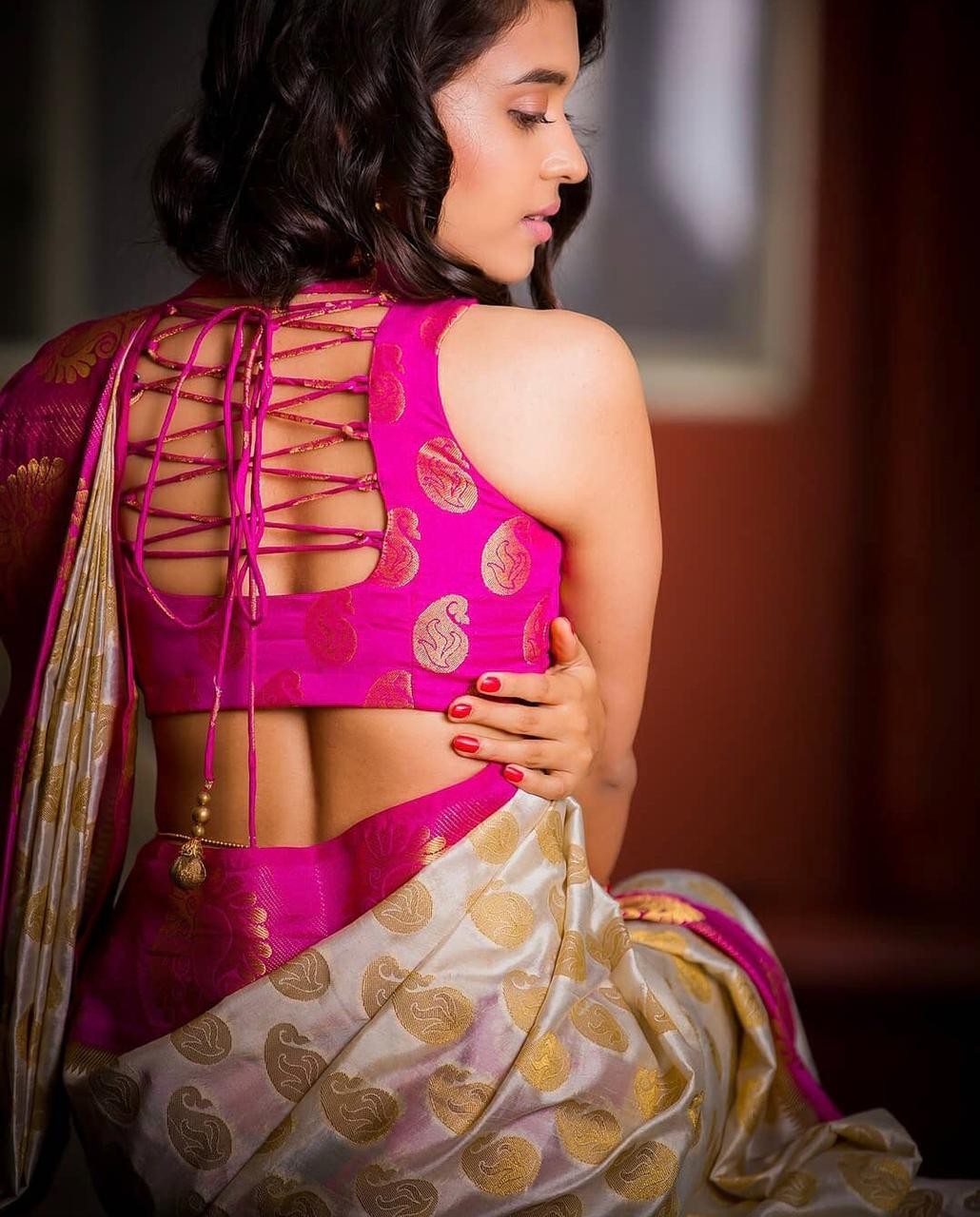 Kanjivaram Soft Lichi Silk Traditional Saree With Rich Pallu & Weaving Border With Unstitched Jacquard Women Blouse Piece