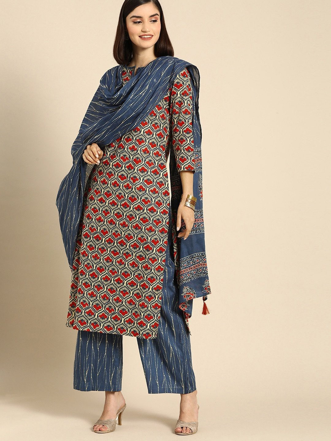 Neavy Blue & Maroon Printed Fancy Kurti With Bottom & White Dupatta set